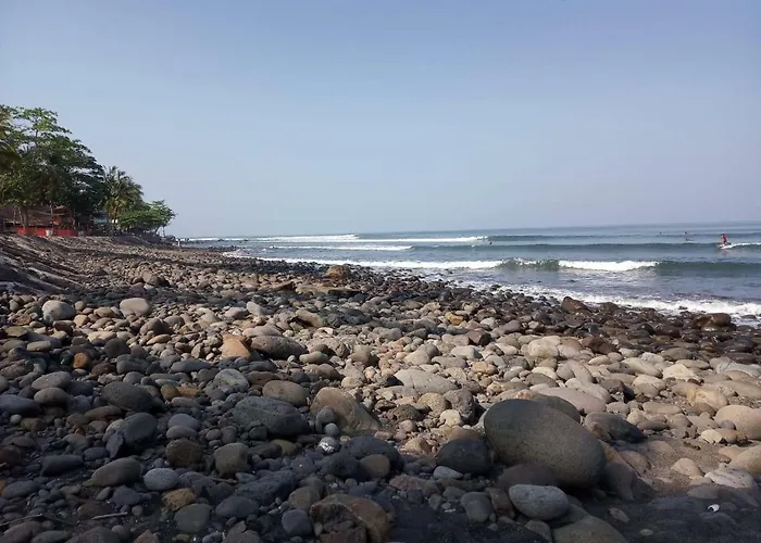 ゲストハウス Harris Surf プルカン
